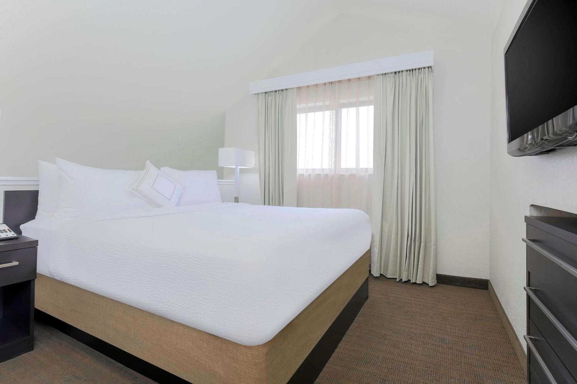 Residence Inn Boston North Shore/Данверс Экстерьер фото